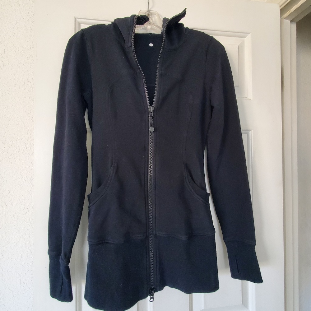 Lululemon Scuba  Athleisure Black Full Zipper Hoodie Women's Size 6  Excellent